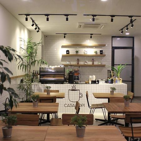 Casa Living Senayan Hotel Джакарта Экстерьер фото