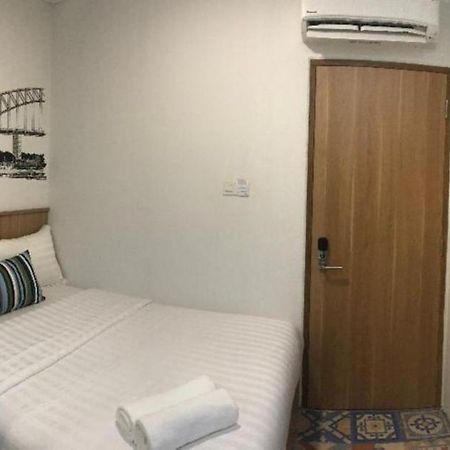 Casa Living Senayan Hotel Джакарта Экстерьер фото
